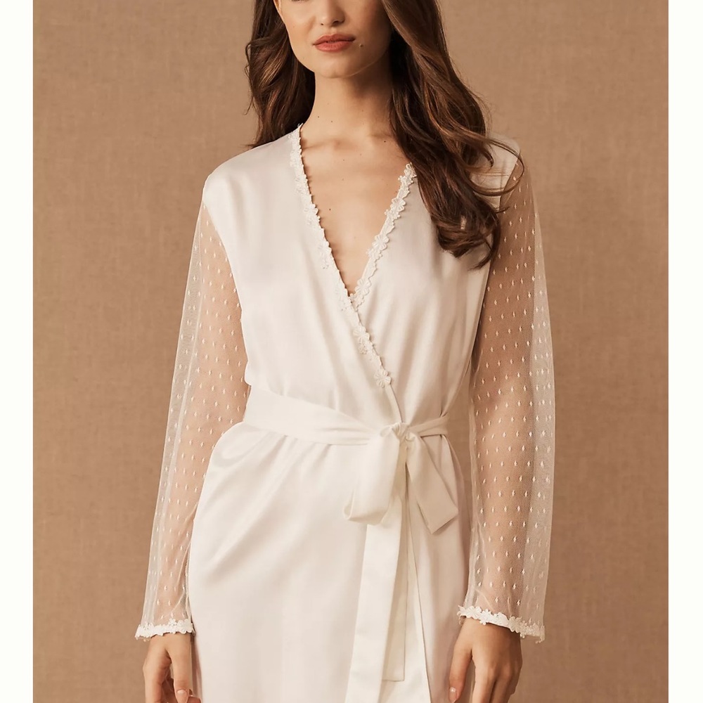 Flora Nikrooz show stopper coverup ivory